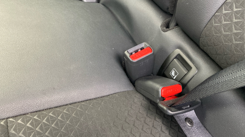 Nissan Juke 1.0 DiG-T N-Connecta 5dr Petrol Hatchback